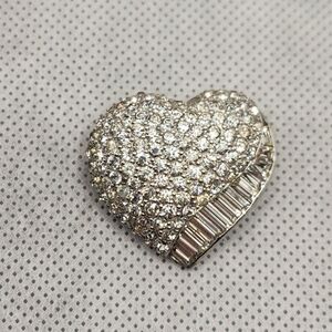 Vtg Weiss Round And Baguette CZ Heart Brooch